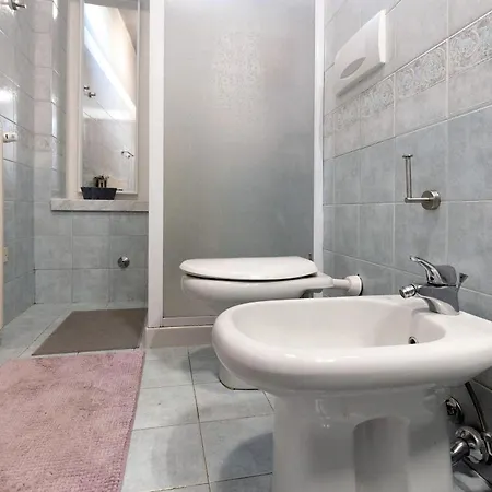 Via T Da Vico 11 House Apartament Werona